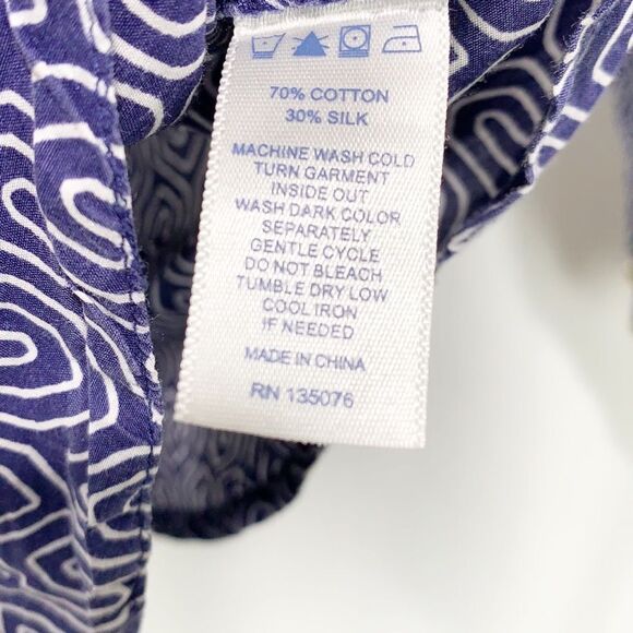 C. Wonder Blue and White Geometric Silk Cotton Blend Button Down Blouse Small - Picture 11 of 13